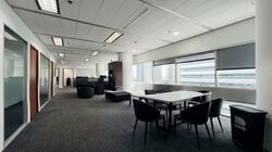 Gateway East (D7), Office #556769261